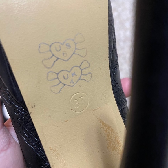 Iron Fist Black Sugar Skull Heels - Picture 3 of 6